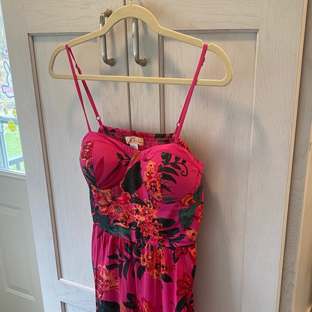 NWOT Sexy Tropical Floral Maxi Dress in Pink & Green. Left bottom has a slit